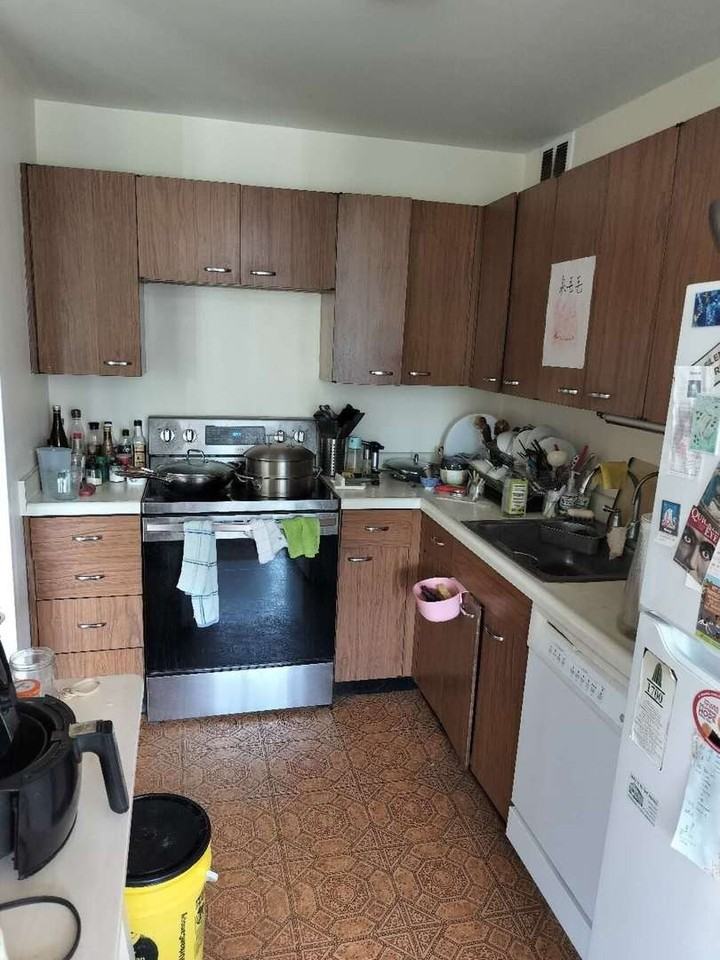 1700 E 56th St #409 - Photo 5 of 9