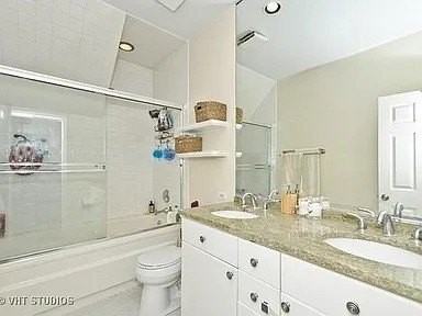 1521 S Indiana Ave #P - Photo 4 of 8