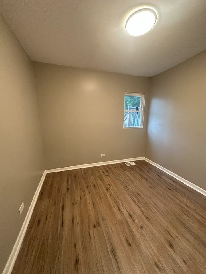 1201 W 110th Pl #1 - Photo 3 of 12
