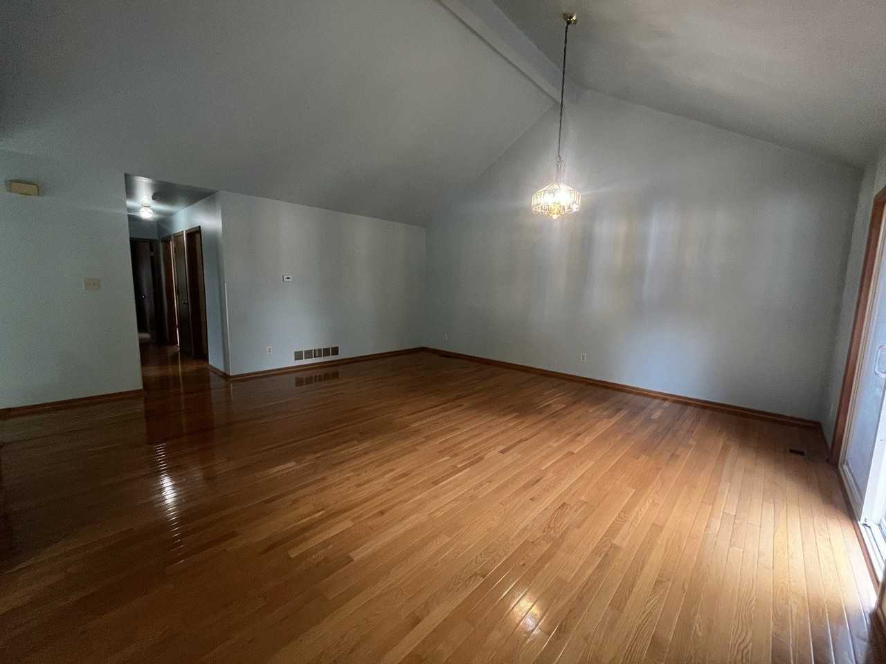 965 Amberwood Pl - Photo 6 of 36