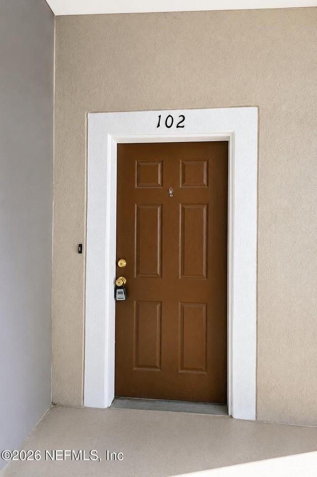 1423 Manotak Point Dr #102 - Photo 2 of 10