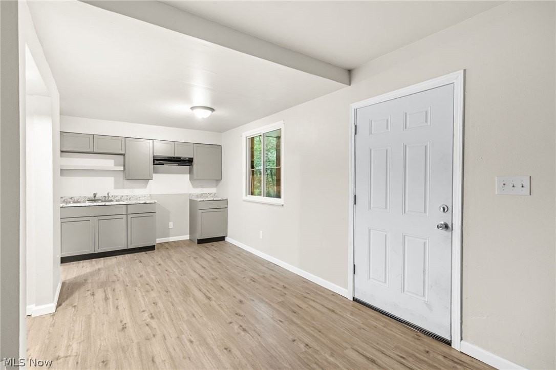 167 N Seiberling St #DOWN - Photo 7 of 24