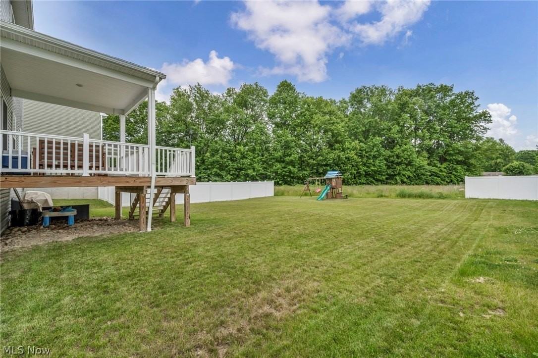 704 Maple Hollow Ct - Photo 7 of 39