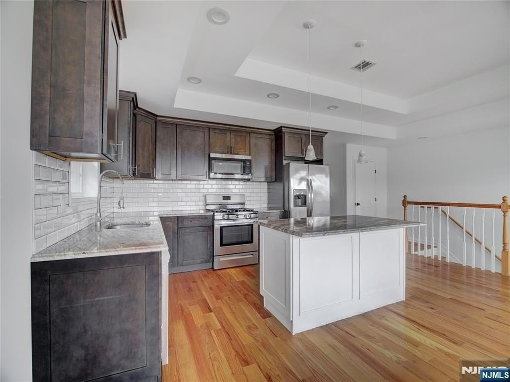 8907 Grand Ave #2 - Photo 7 of 22