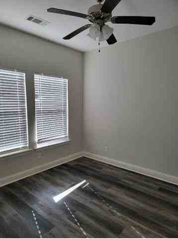 4504 Pontchartrain Dr #2B - Photo 3 of 10