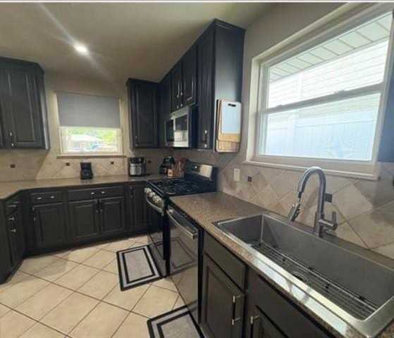 3512 Lake Villa Dr - Photo 6 of 26