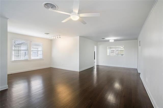 7924 Lincoln Beach Blvd - Photo 7 of 19