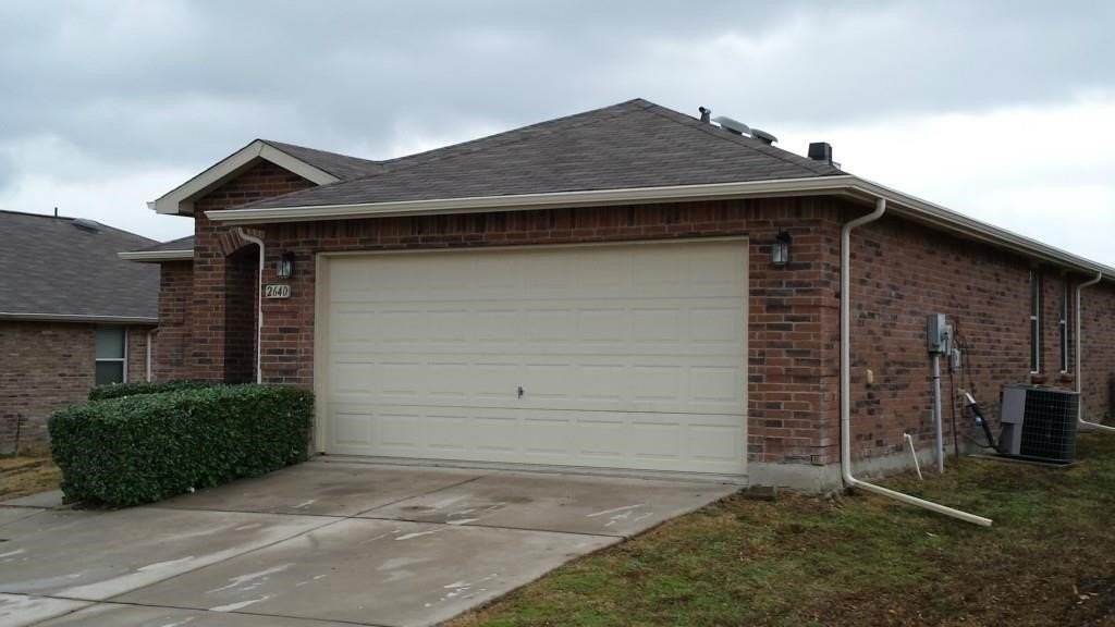 2640 Annalea Ln - Photo 2 of 13