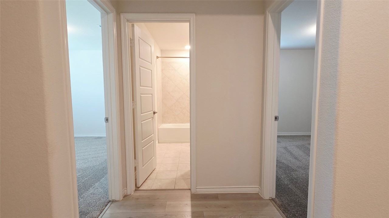 266 Canyon Crest Way - Photo 3 of 20