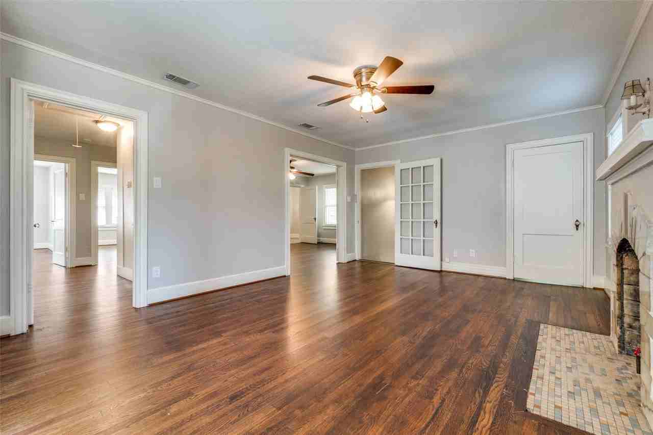 6104 Victor St - Photo 2 of 12