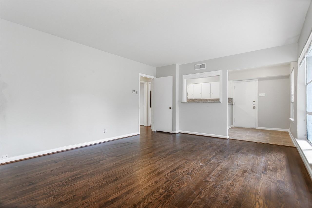 6506 Saint Moritz Ave - Photo 2 of 24