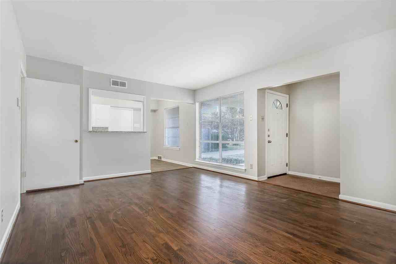 6506 Saint Moritz Ave - Photo 3 of 24