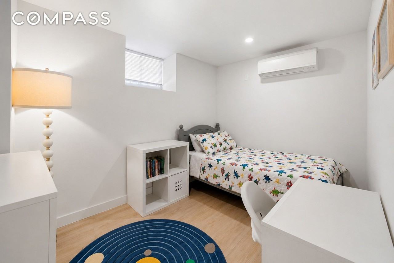 507 8th Ave #2 - Photo 5 of 10