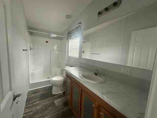 Bryn Mawr St #516 - Photo 5 of 7
