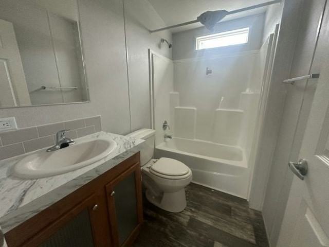 Bryn Mawr St #516 - Photo 7 of 7