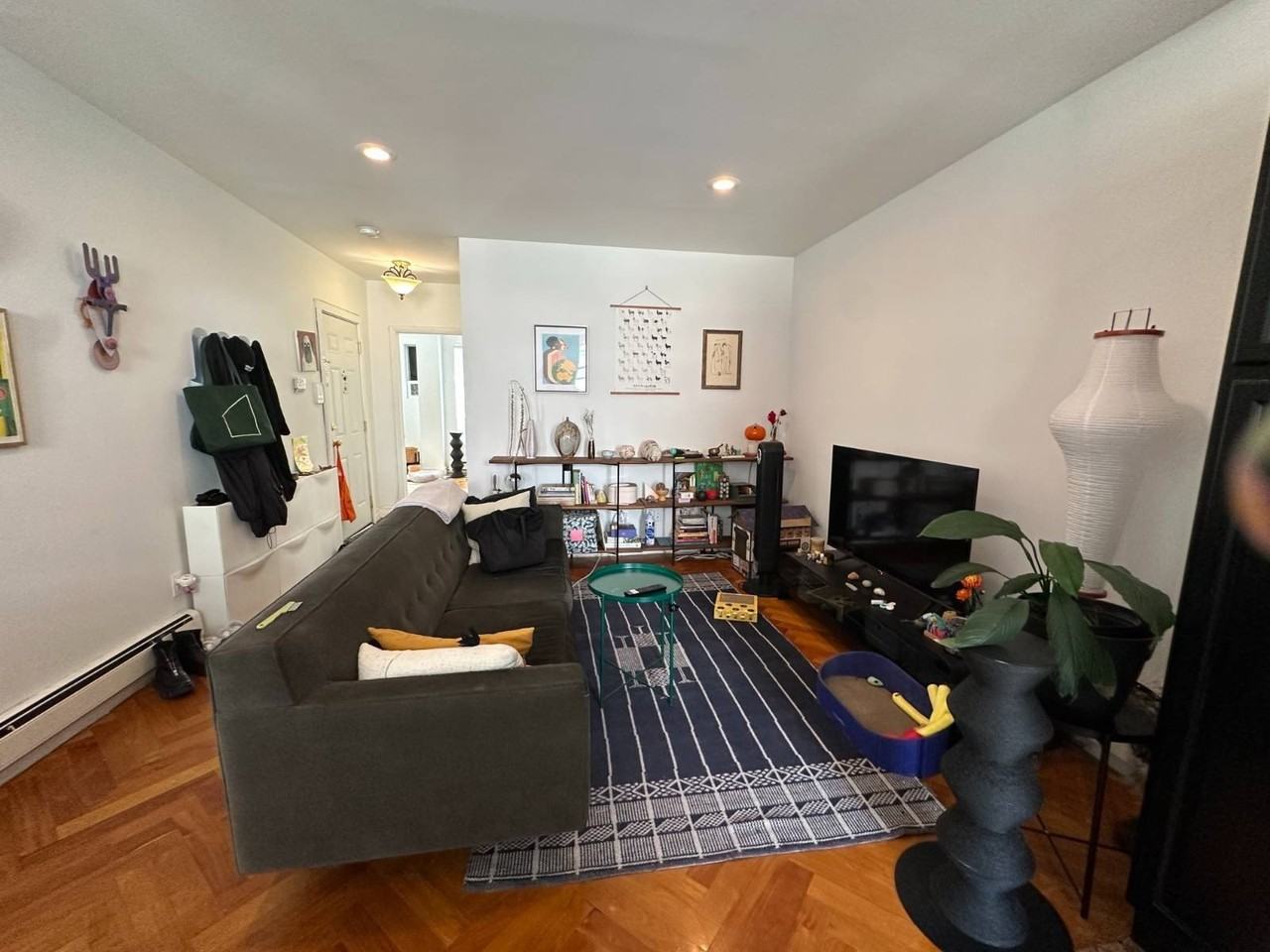 505 Hicks St #2