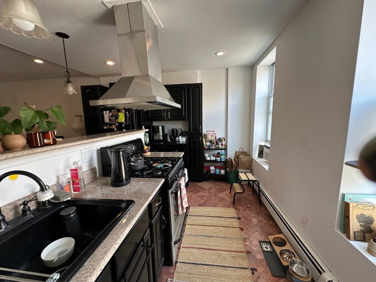 505 Hicks St #2 - Photo 2 of 10