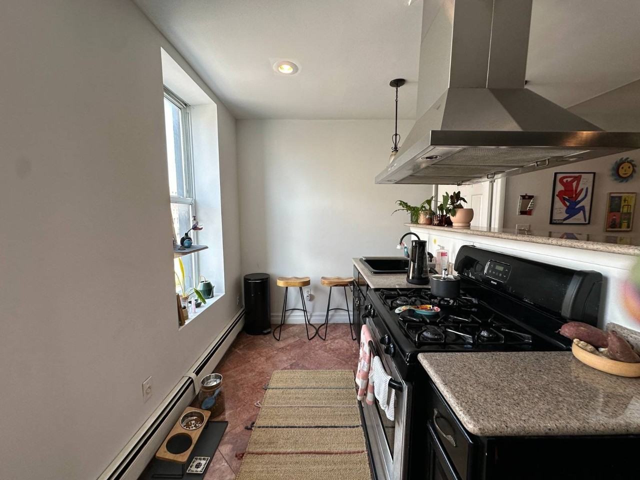 505 Hicks St #2 - Photo 3 of 10