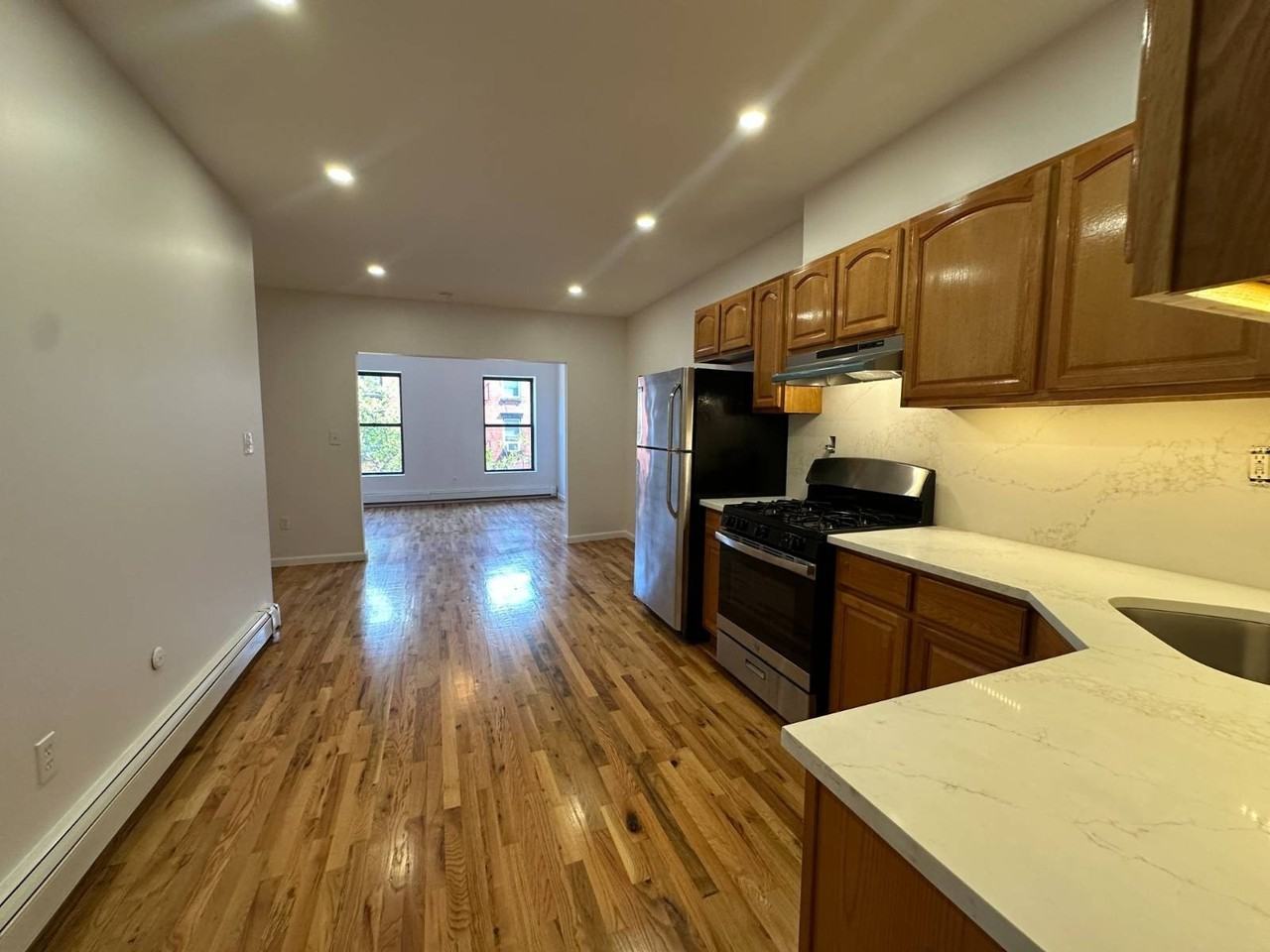 224 Sackett St #3L - Photo 3 of 9