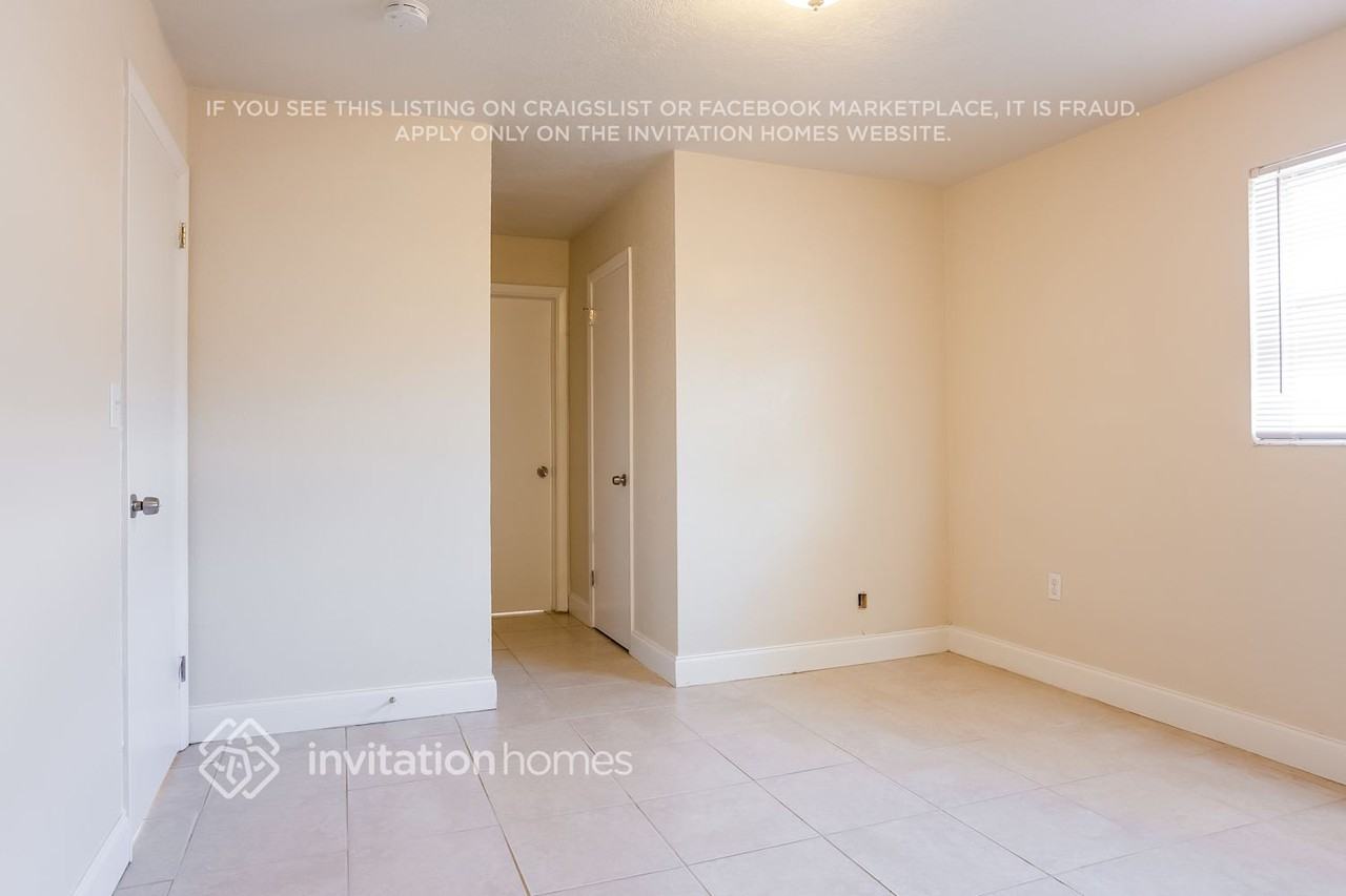 441 Dionne Dr - Photo 6 of 15