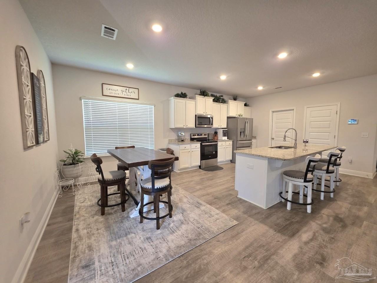 8055 Silver Maple Dr - Photo 5 of 24