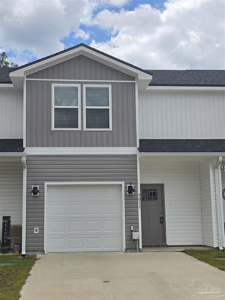 9011 Golden Eye Dr - Photo 2 of 23
