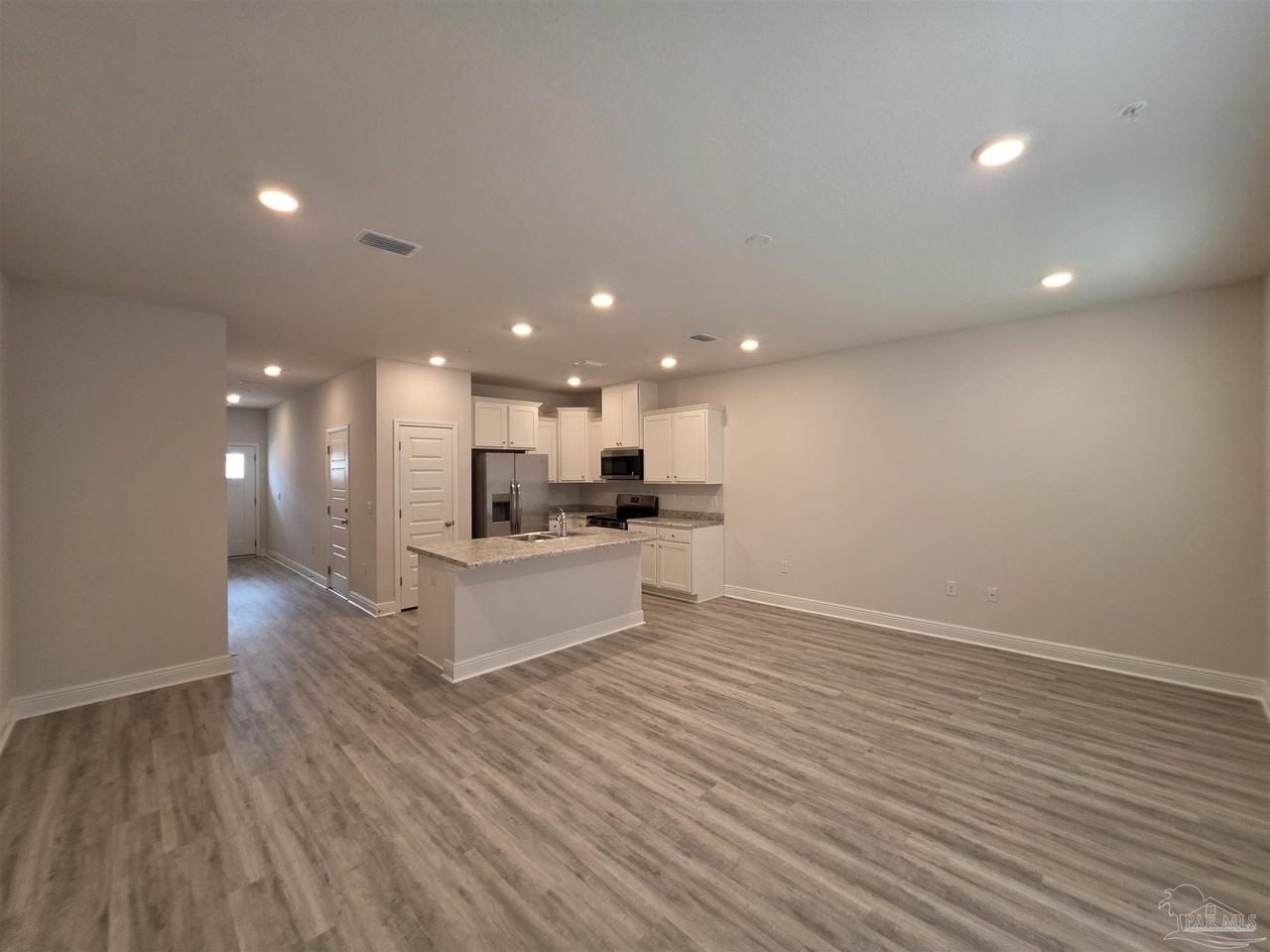 9011 Golden Eye Dr - Photo 3 of 23