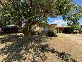 4412 Saint Andrews Dr #B - Photo 1 of 1