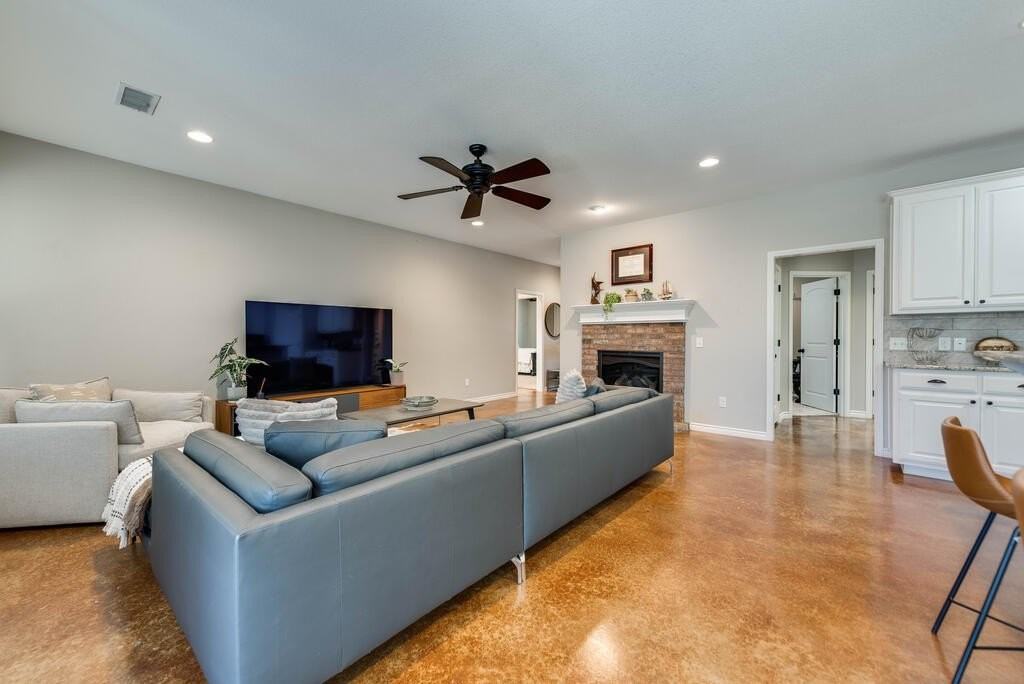 5809 Rio Grande Ave - Photo 7 of 27