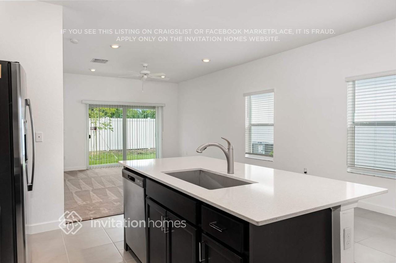 1243 Preston Estates Cir - Photo 6 of 26