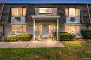 featured image of 384 W Drahner Rd #B8