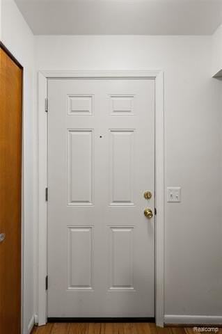 384 W Drahner Rd #B8 - Photo 4 of 32