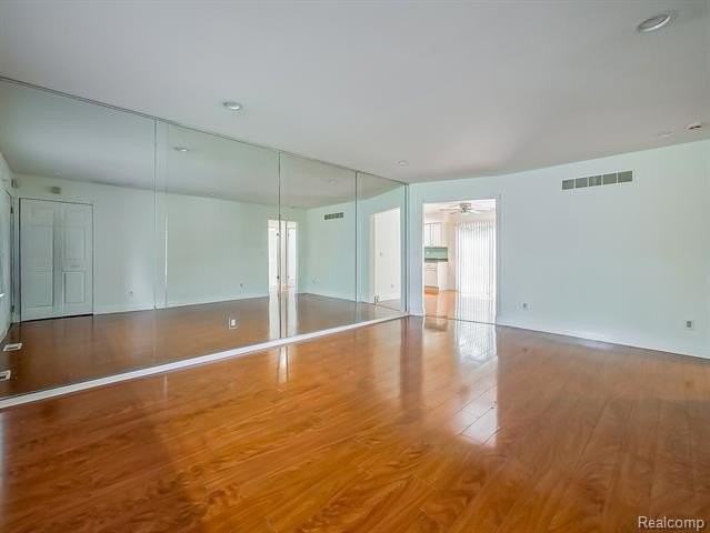 21705 Hancock St - Photo 3 of 50