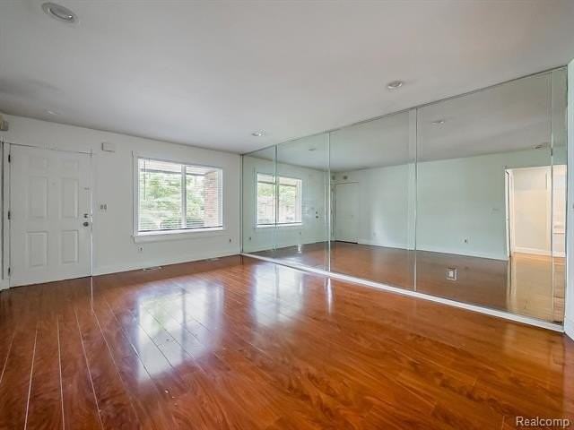 21705 Hancock St - Photo 5 of 50