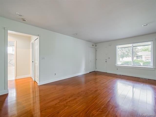 21705 Hancock St - Photo 6 of 50
