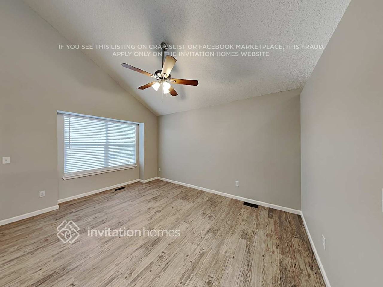 1452 Canoe Creek Dr - Photo 5 of 20