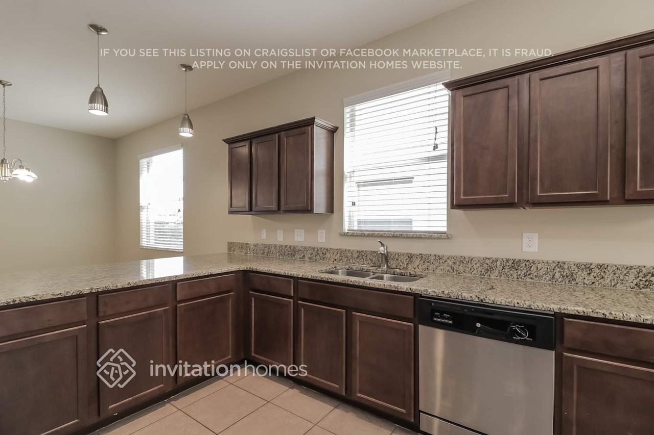 3644 Madbury Cir - Photo 4 of 18