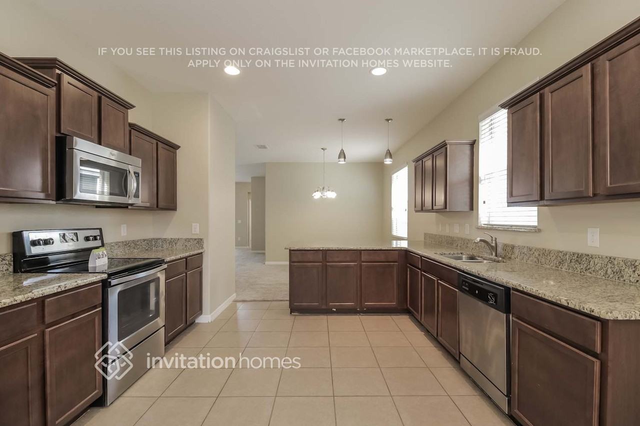 3644 Madbury Cir - Photo 5 of 18