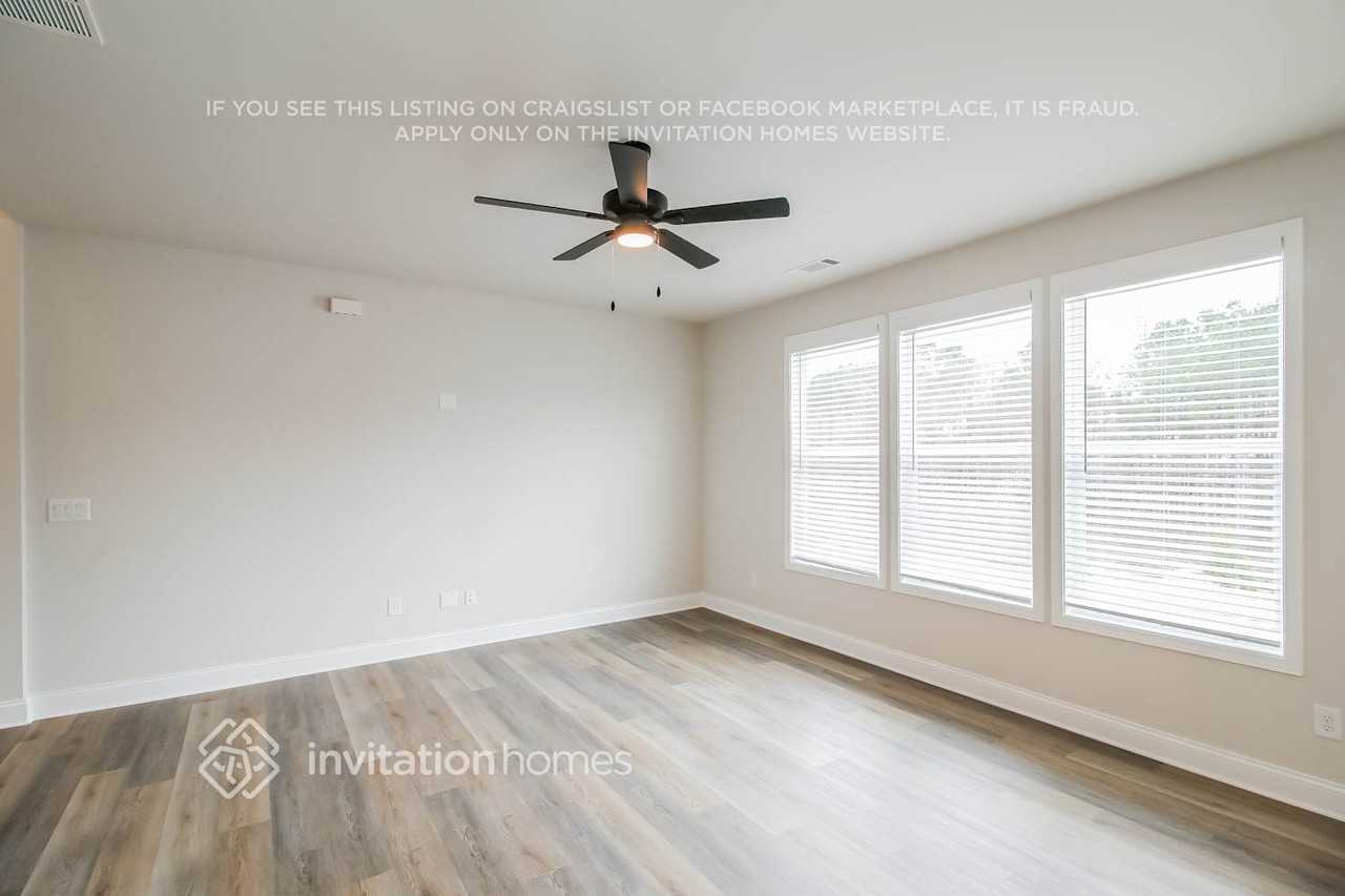 167 Katherine St - Photo 6 of 14