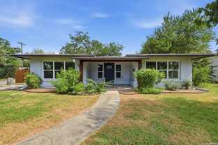 2555 W Kings Hwy - Photo 1 of 1