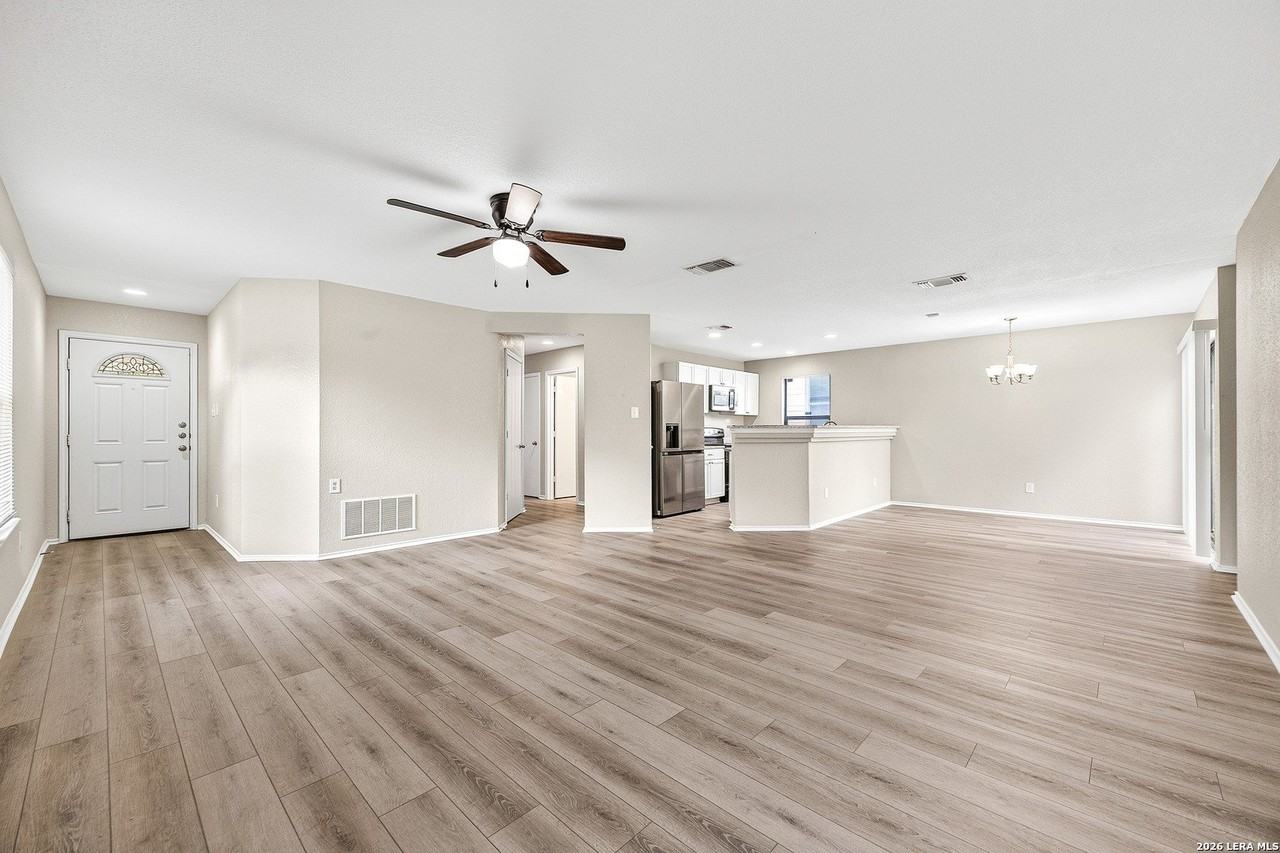 5709 Ping Way - Photo 3 of 27