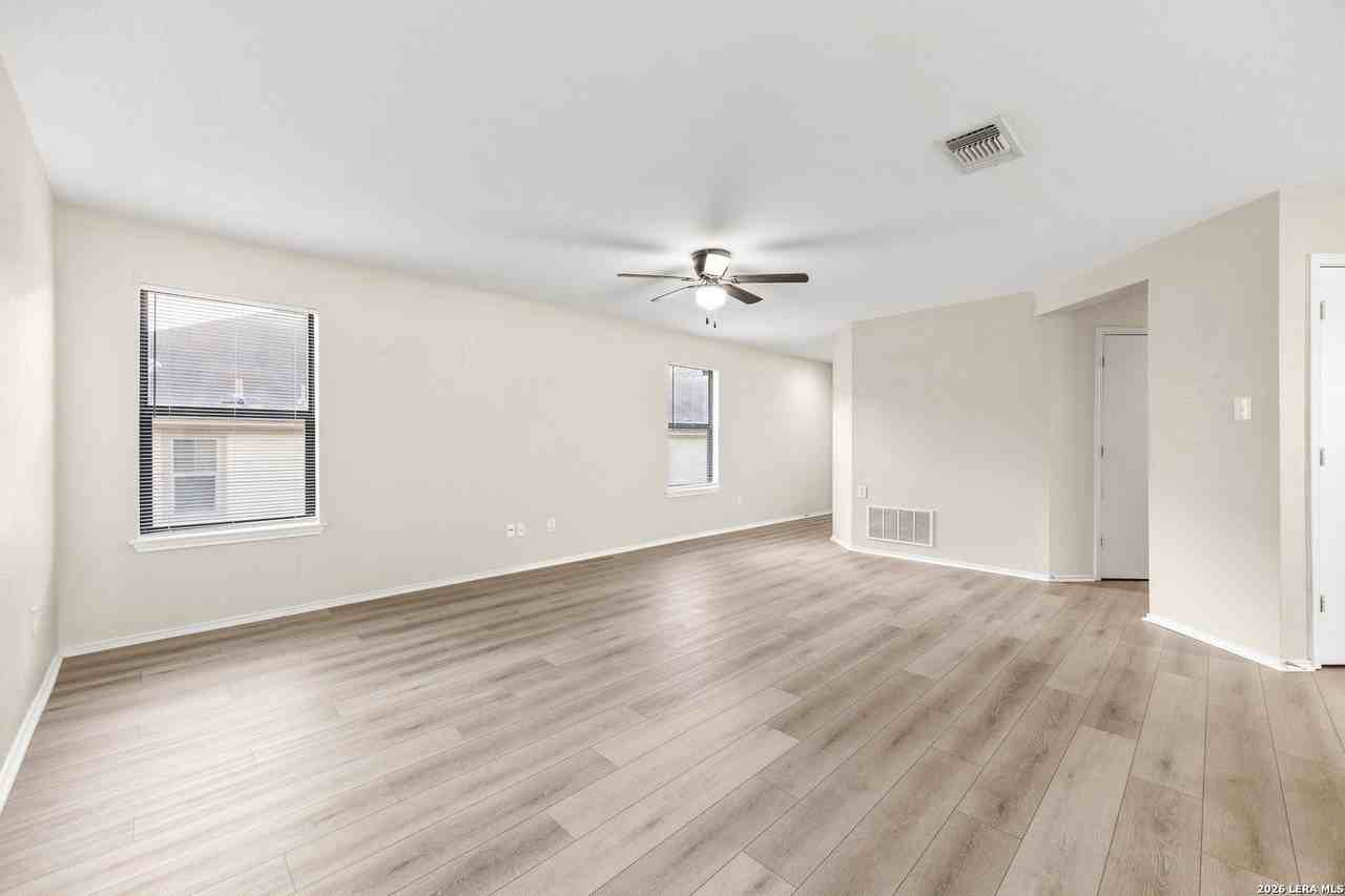 5709 Ping Way - Photo 4 of 27