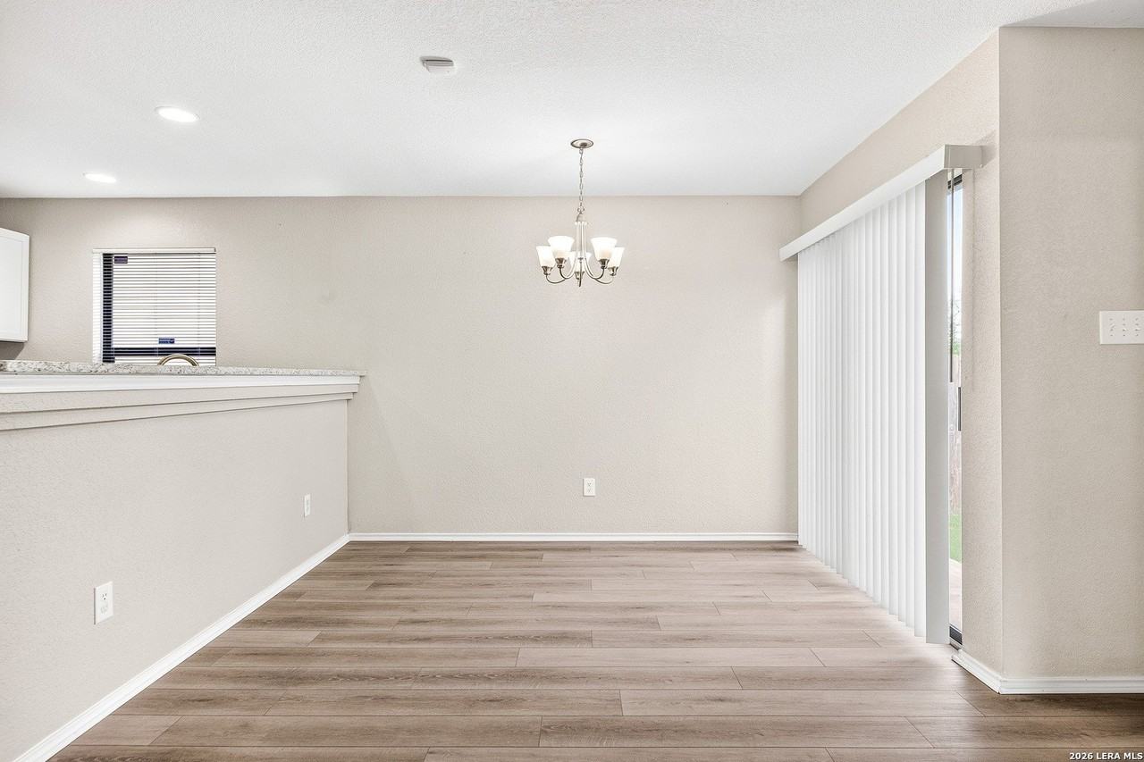 5709 Ping Way - Photo 6 of 27