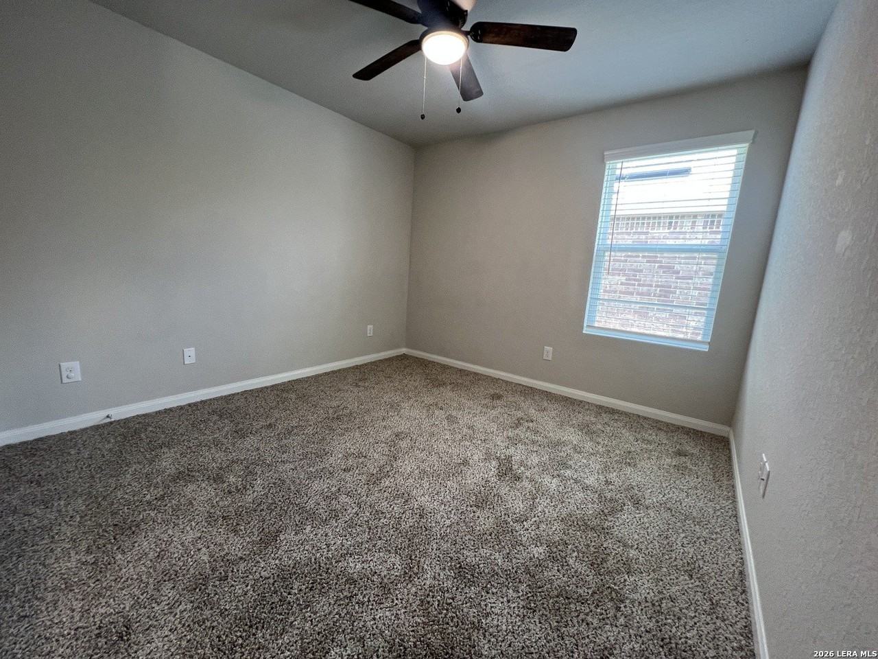 31657 Nimbus Dr - Photo 6 of 14