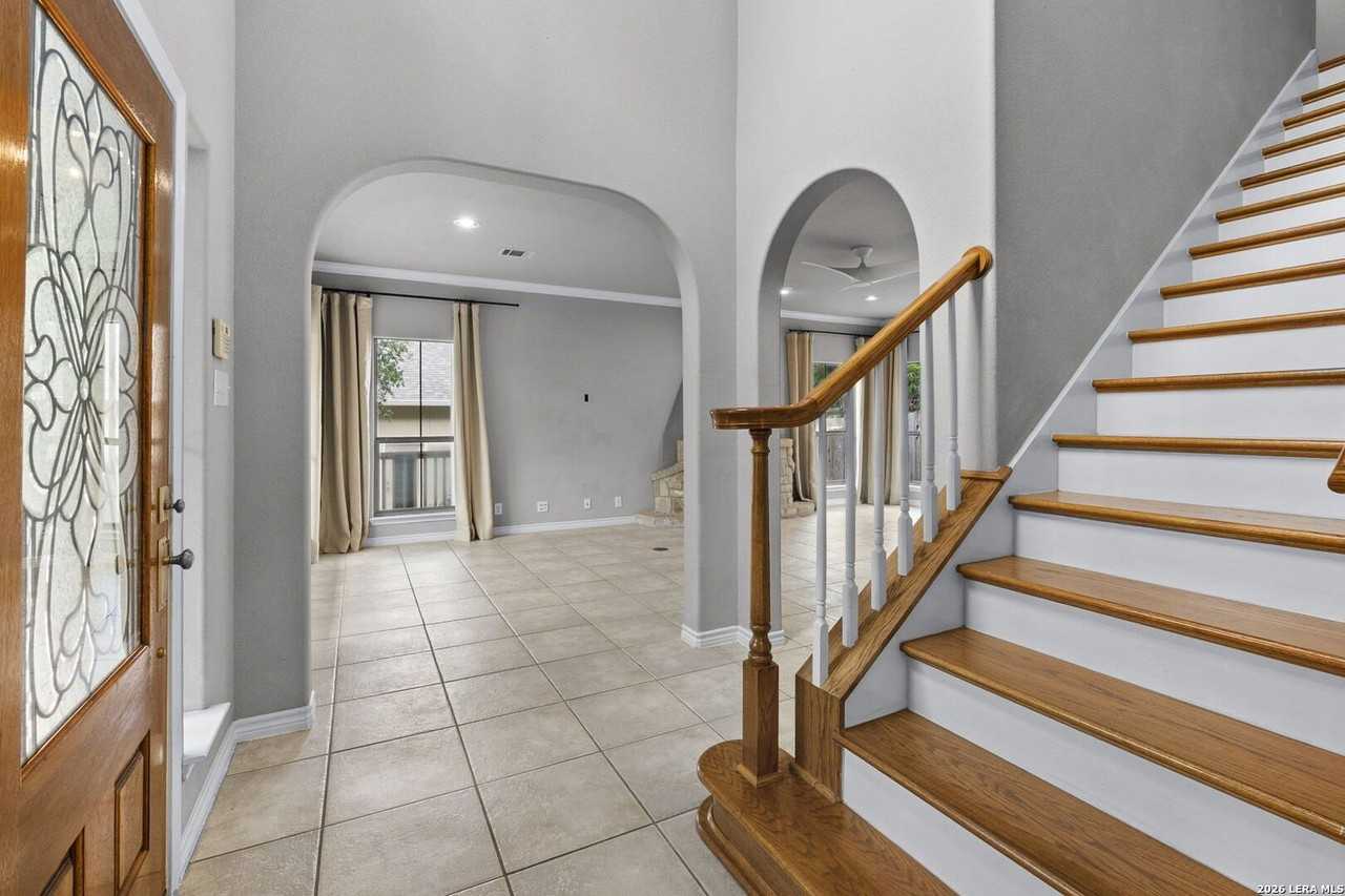 257 Deer Cross Ln - Photo 2 of 31