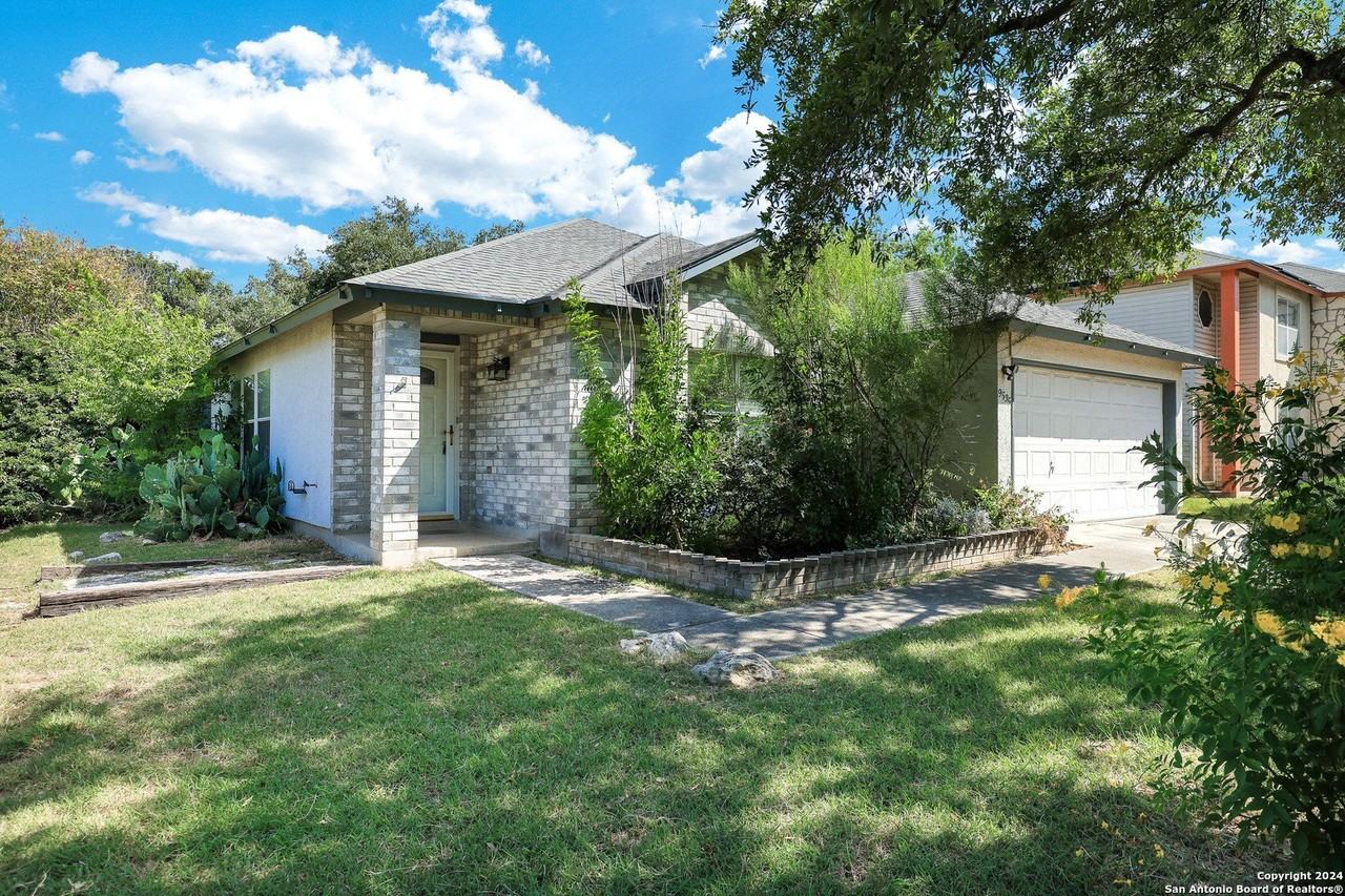 9535 Andrew Pt - Photo 2 of 25