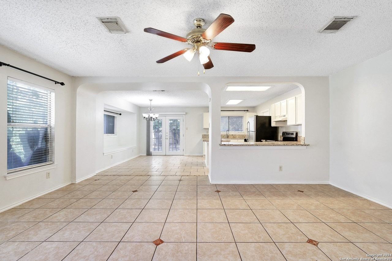 9535 Andrew Pt - Photo 6 of 25