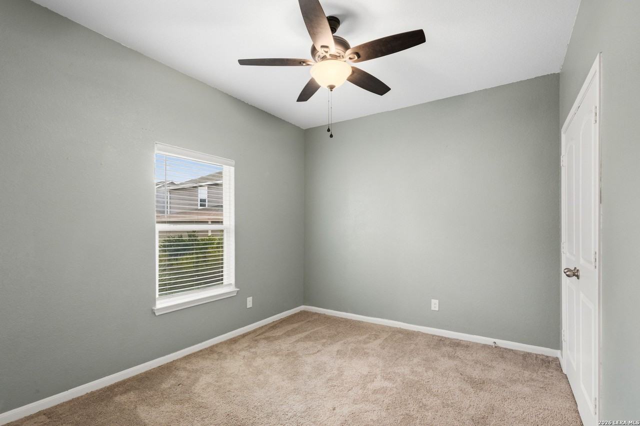 10806 Quinn Ct - Photo 7 of 24