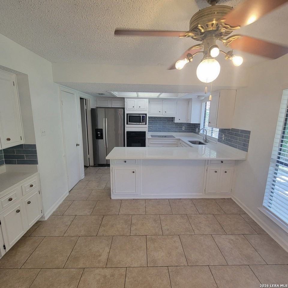 15115 Elkton Rd - Photo 2 of 11