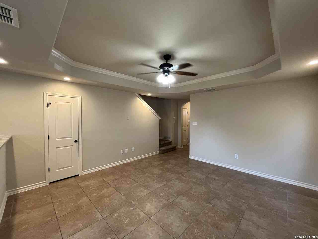 7010 Lakeview Dr #101 - Photo 5 of 21